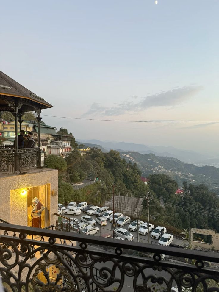 MUSSOORIE HILLS